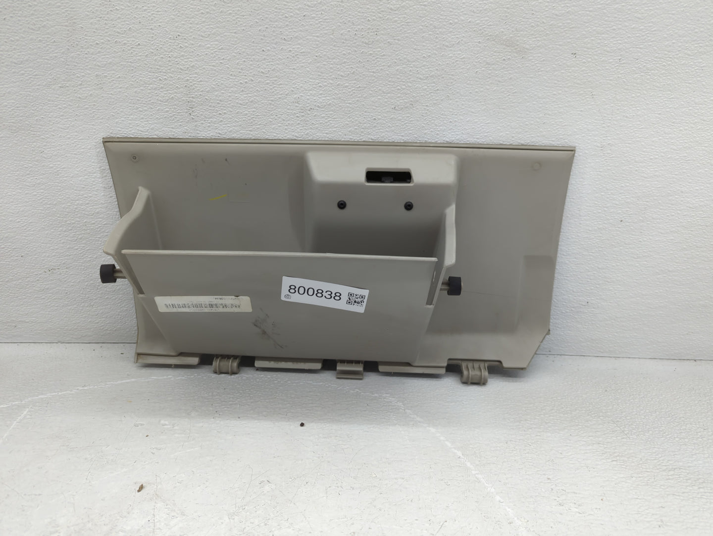 2010 Chrysler Town & Country Passenger Glove Box Door Storage Compartment - Oemusedautoparts1.com