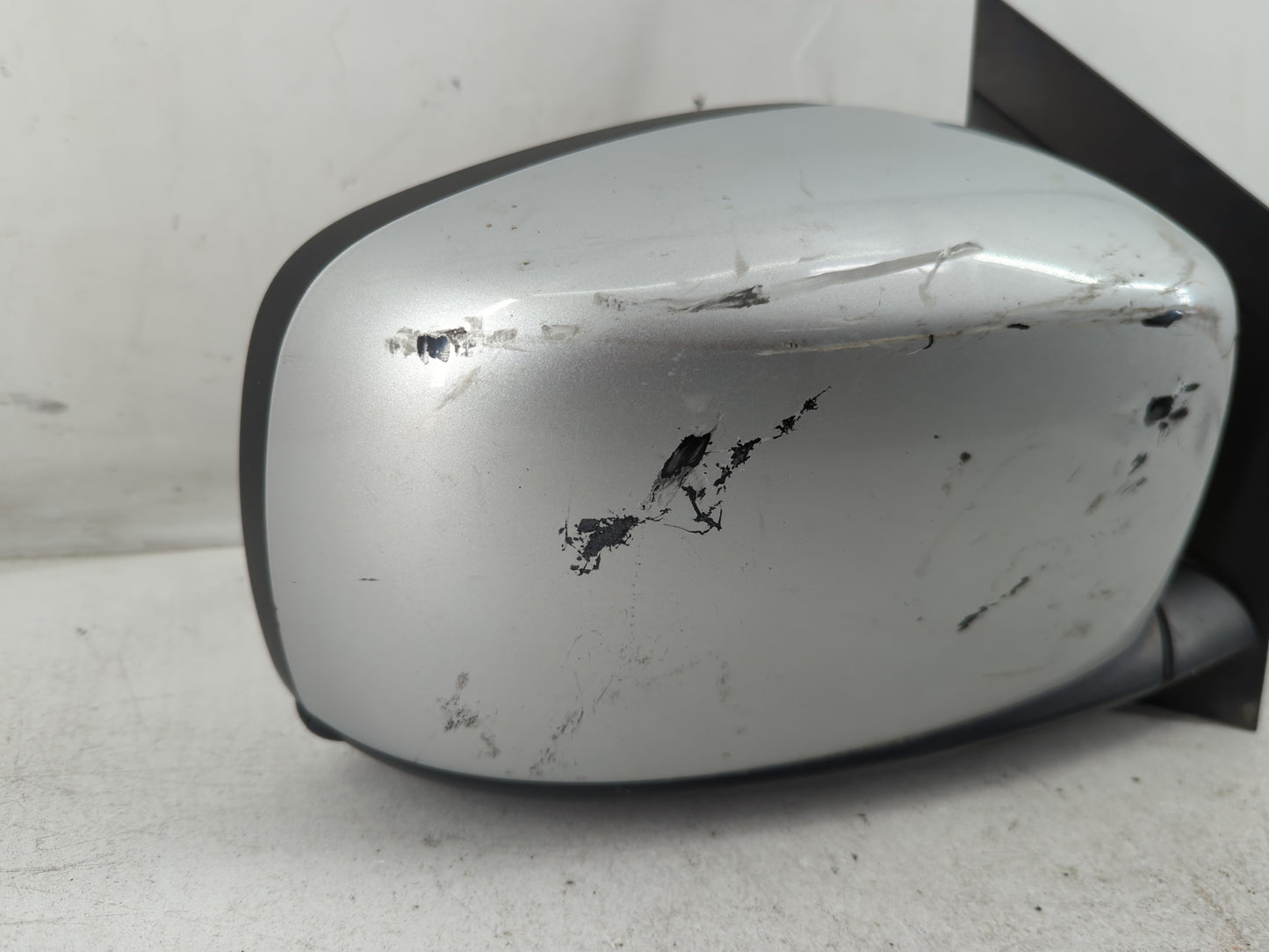 2008 Chrysler Town & Country Passenger Right Side View Manual Door Mirror - Oemusedautoparts1.com