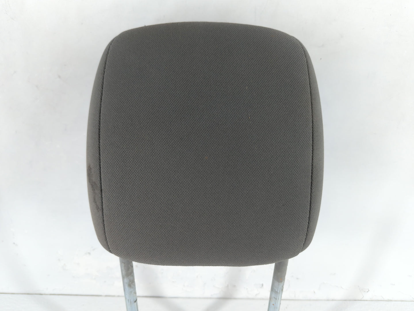 2010 Chrysler Town & Country Headrest Head Rest Front Driver Passenger Seat Fits OEM Used Auto Parts - Oemusedautoparts1.com