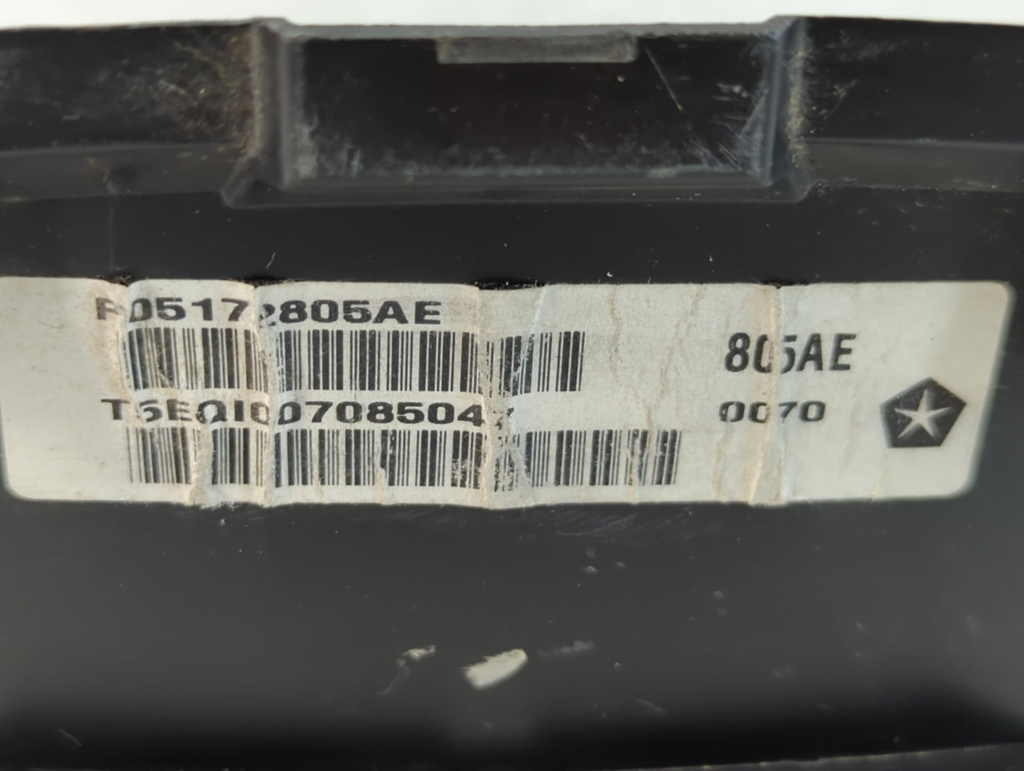 2010 Chrysler Town & Country Instrument Cluster Speedometer Gauges Fits OEM Used Auto Parts - Oemusedautoparts1.com