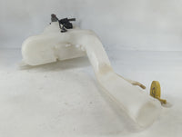2008 Chrysler Town & Country Windshield Washer Fluid Reservoir Bottle Oem - Oemusedautoparts1.com