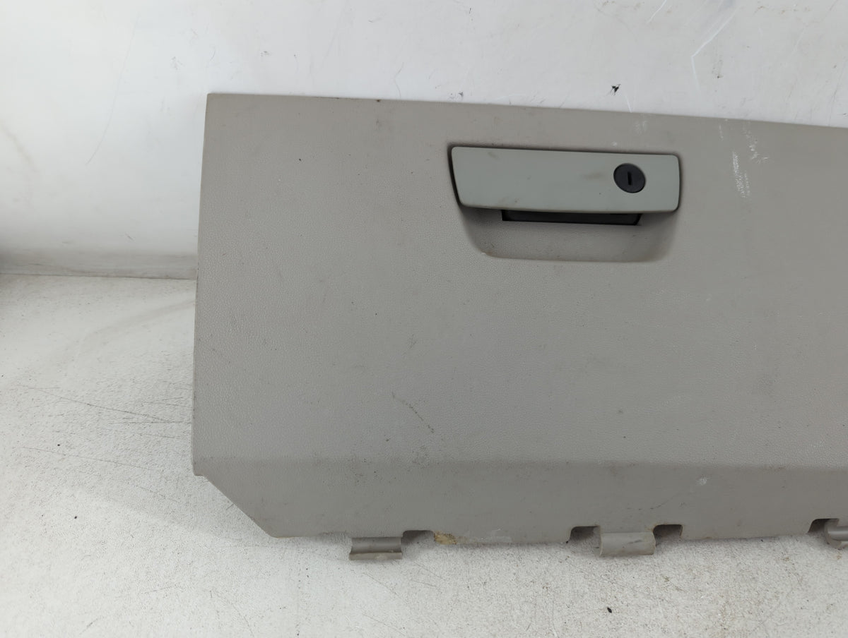 2010 Chrysler Town & Country Passenger Glove Box Door Storage Compartment 939555 - Oemusedautoparts1.com