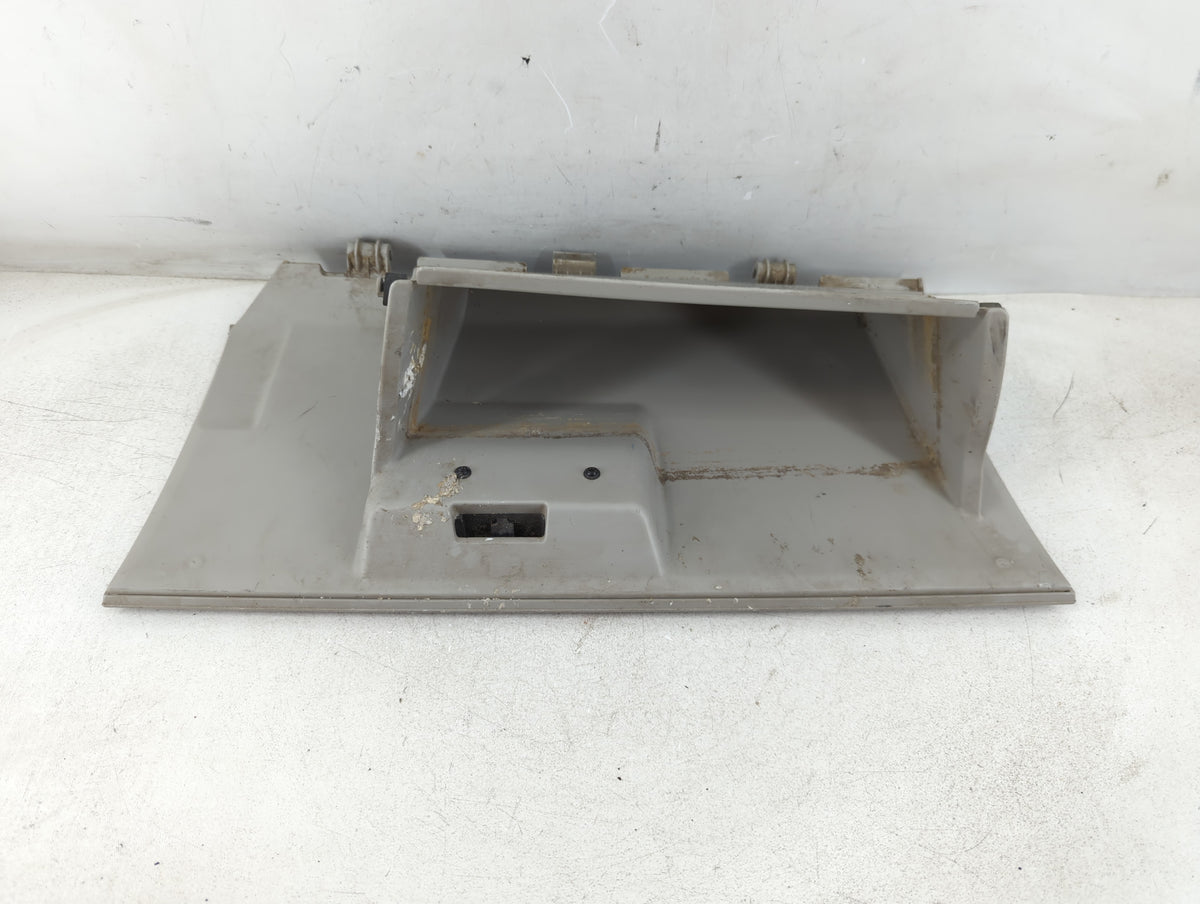 2010 Chrysler Town & Country Passenger Glove Box Door Storage Compartment 939555 - Oemusedautoparts1.com