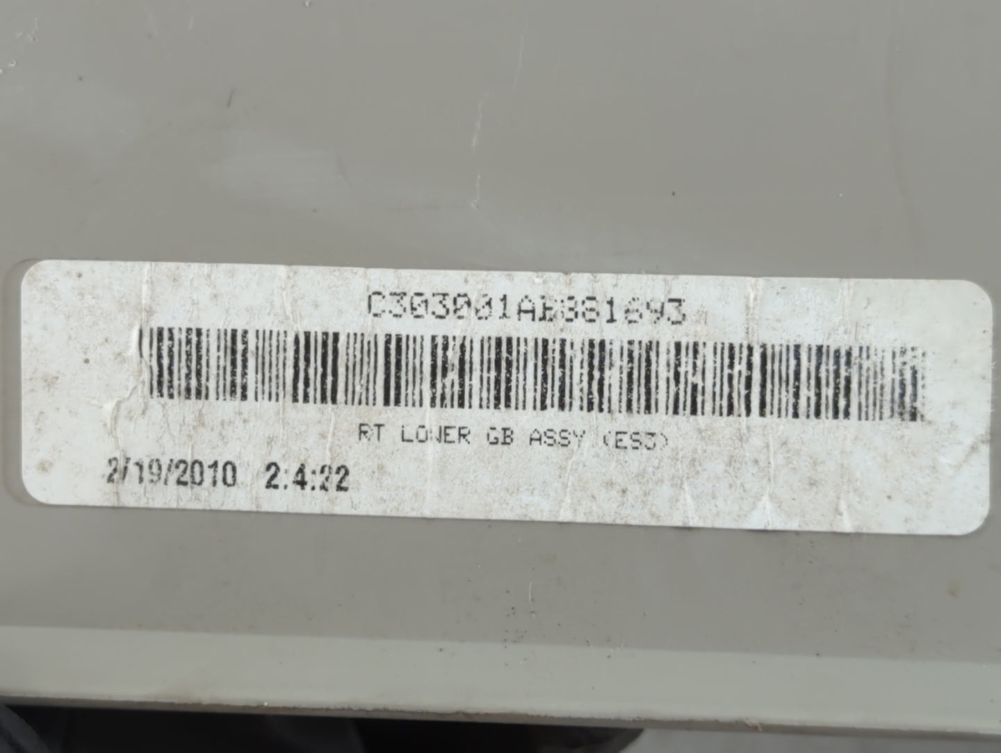 2010 Chrysler Town & Country Passenger Glove Box Door Storage Compartment 939555 - Oemusedautoparts1.com