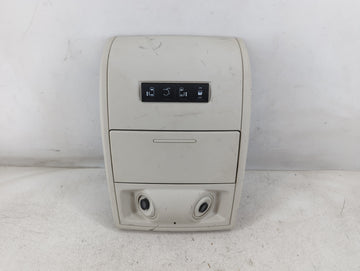 2010 Chrysler Town & Country Overhead Roof Console Interior Dome Light - Oemusedautoparts1.com