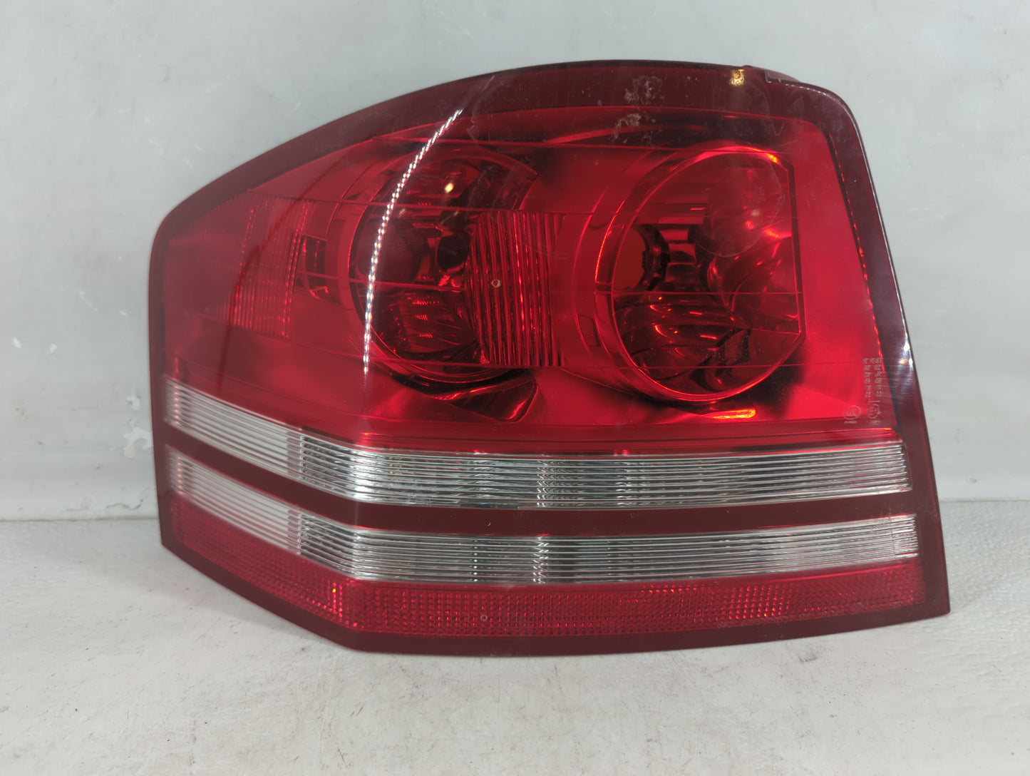 2008-2010 Dodge Avenger Tail Light Assembly Driver Left OEM P/N:05116221AC 05303991AC, 6062300M Fits Fits 2008 2009 2010 OEM