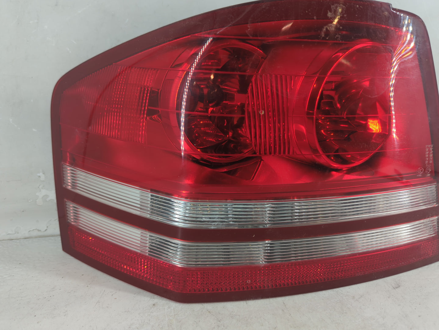 2008-2010 Dodge Avenger Tail Light Assembly Driver Left OEM P/N:05116221AC 05303991AC, 6062300M Fits Fits 2008 2009 2010 OEM