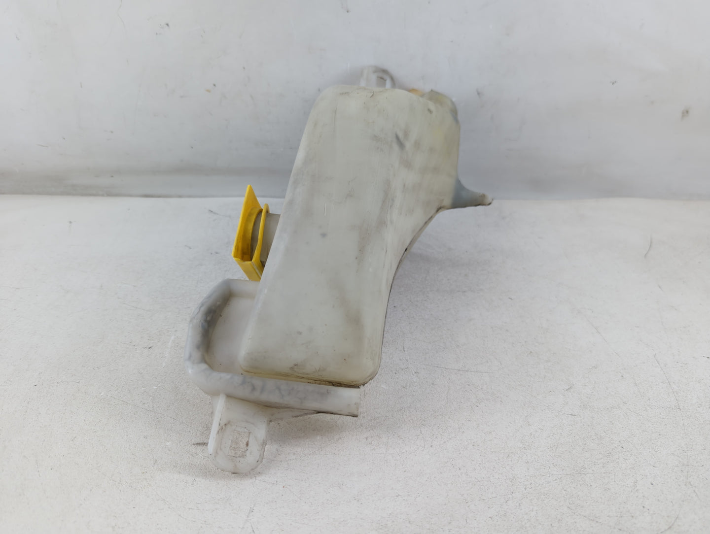 2008-2010 Dodge Avenger Windshield Washer Fluid Reservoir Bottle Oem - Oemusedautoparts1.com