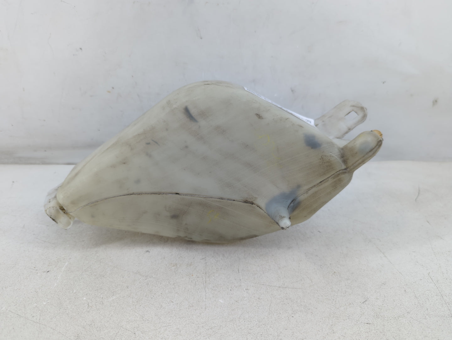 2008-2010 Dodge Avenger Windshield Washer Fluid Reservoir Bottle Oem - Oemusedautoparts1.com