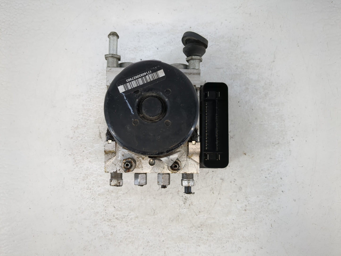 2010 Dodge Avenger ABS Pump Control Module Replacement P/N:P68050120AA Fits OEM Used Auto Parts - Oemusedautoparts1.com