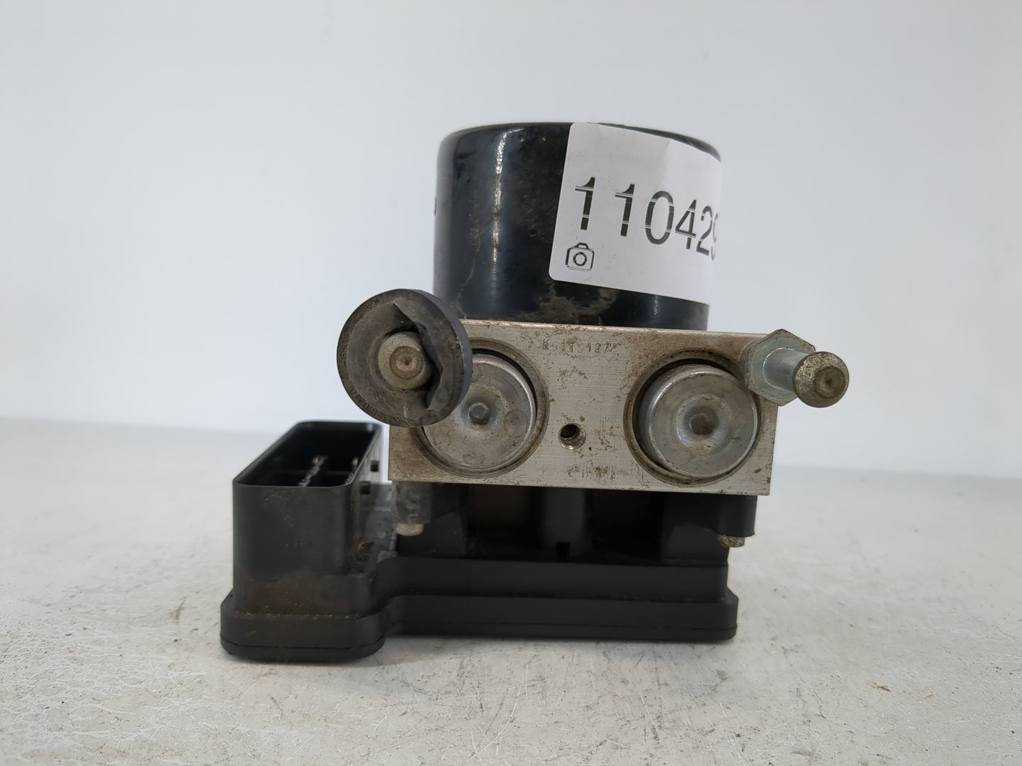 2010 Dodge Avenger ABS Pump Control Module Replacement P/N:P68050120AA Fits OEM Used Auto Parts - Oemusedautoparts1.com