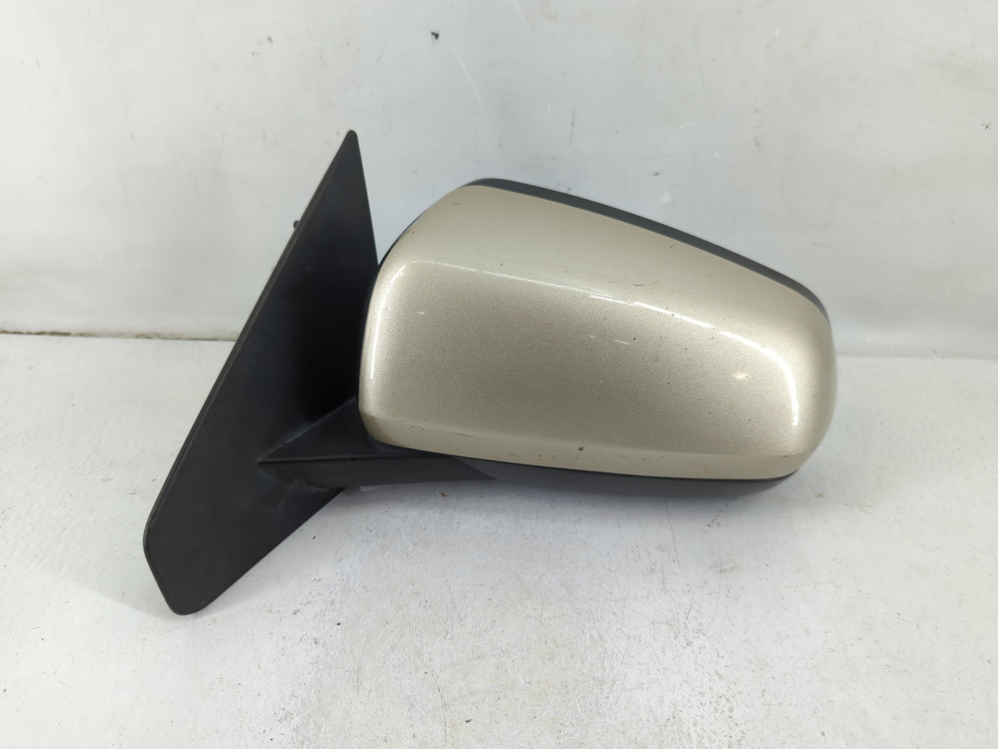 2008-2010 Dodge Avenger Driver Side View Mirror - Left Door Mirror OEM Used - Oemusedautoparts1.com