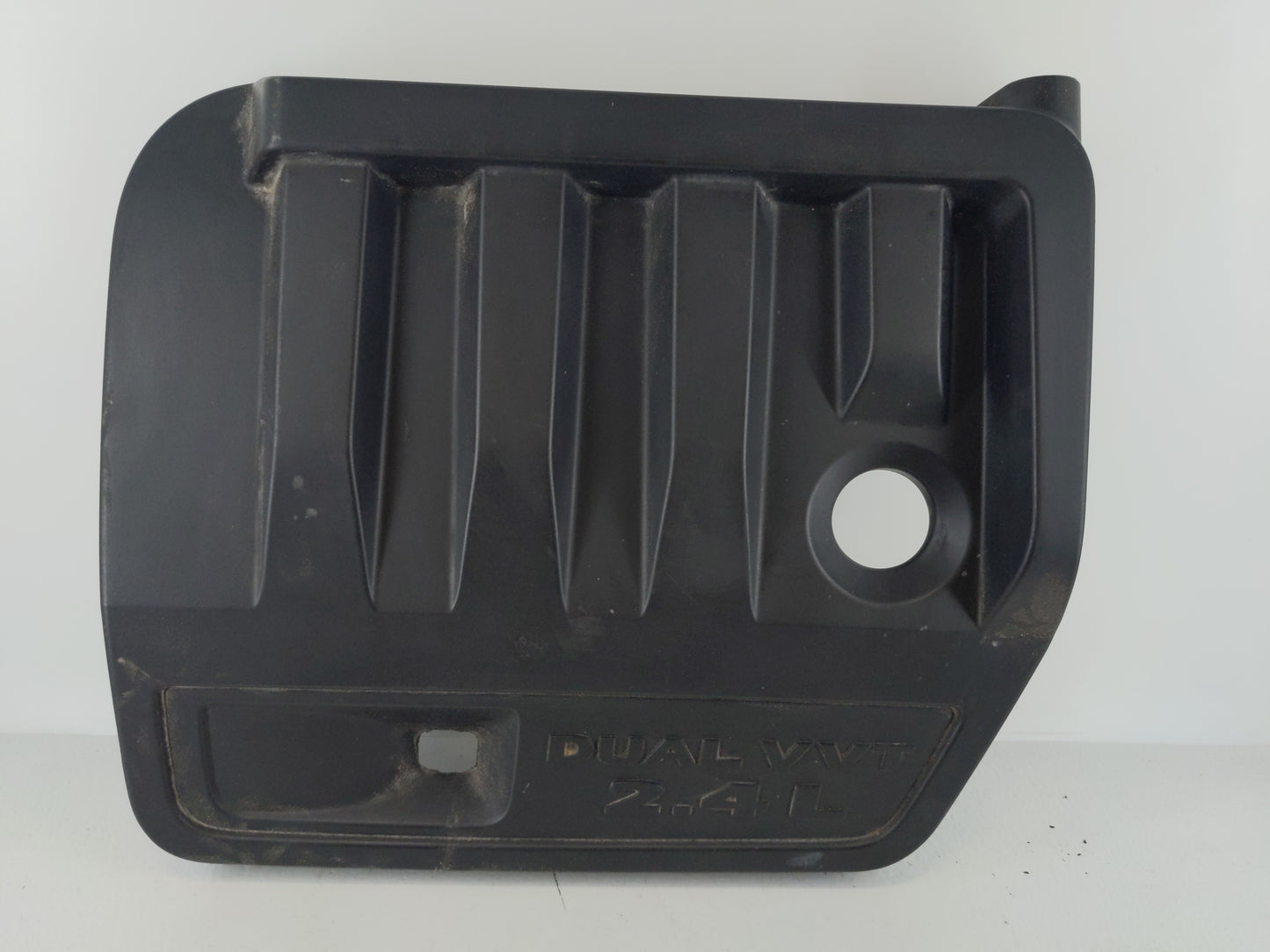 2010 Dodge Avenger Engine Cover - Oemusedautoparts1.com