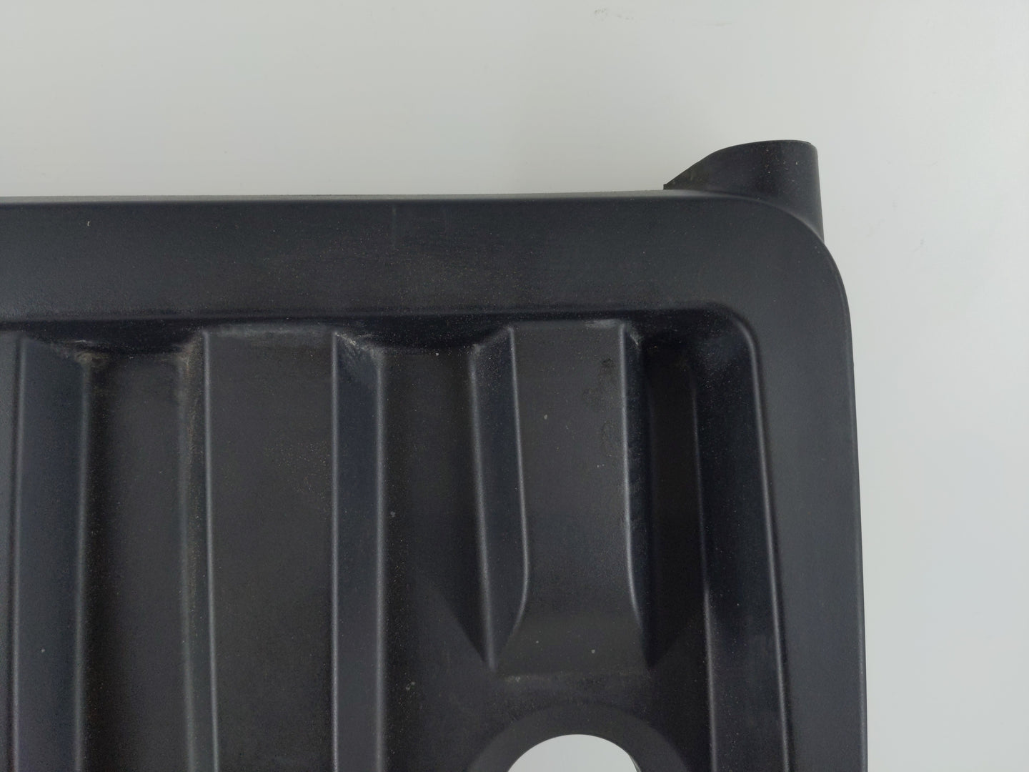 2010 Dodge Avenger Engine Cover - Oemusedautoparts1.com
