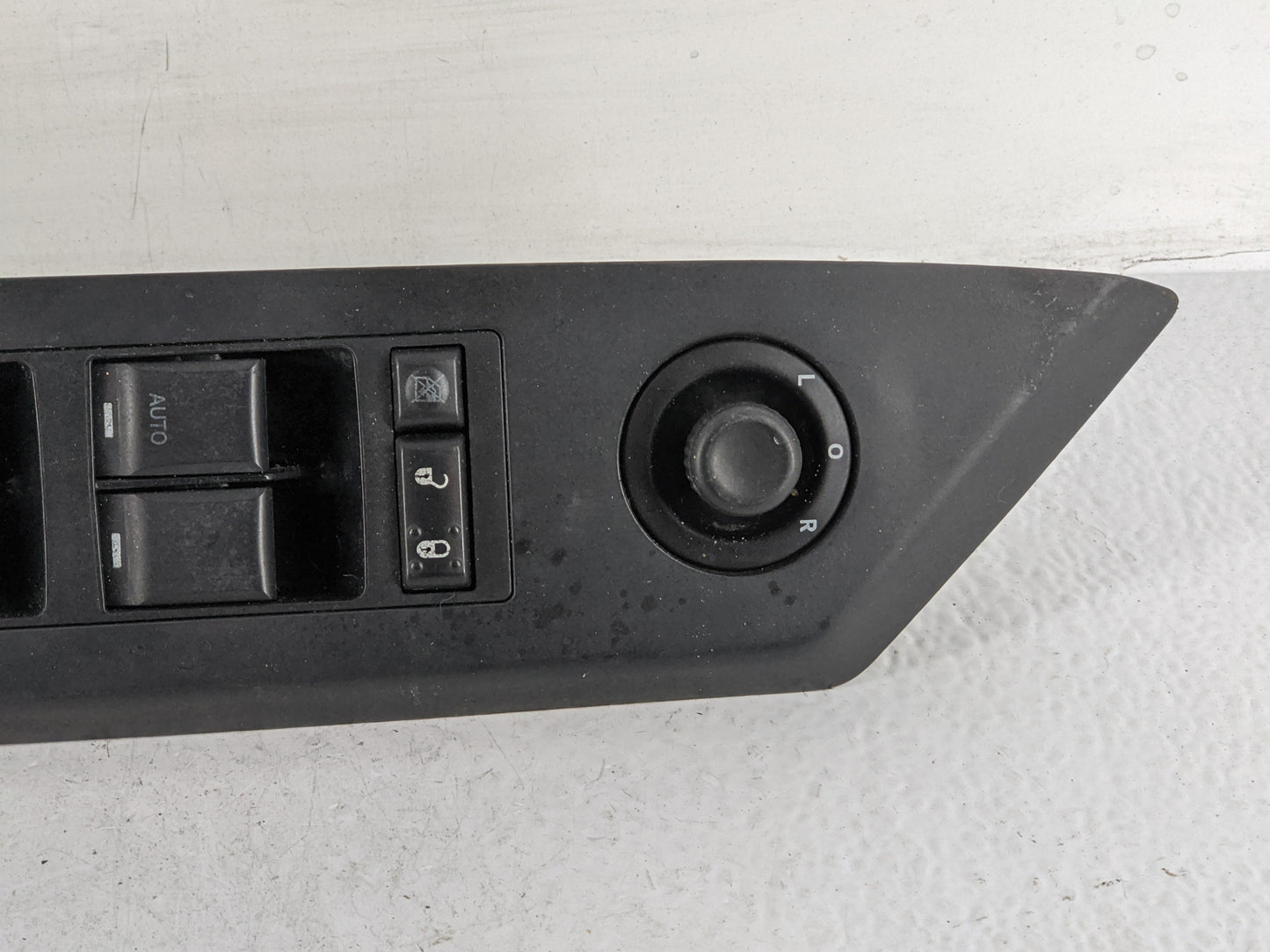 2008-2014 Dodge Avenger Master Power Window Switch Replacement Driver Side Left P/N:04602780AA Fits OEM Used Auto Parts - Oe