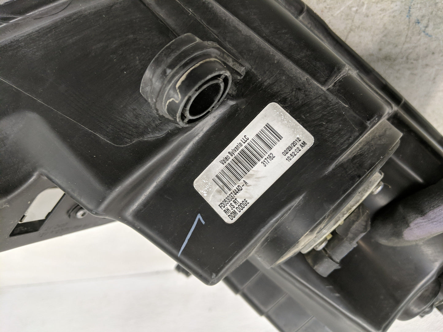 2008-2014 Dodge Avenger Passenger Right Oem Head Light Headlight Lamp - Oemusedautoparts1.com