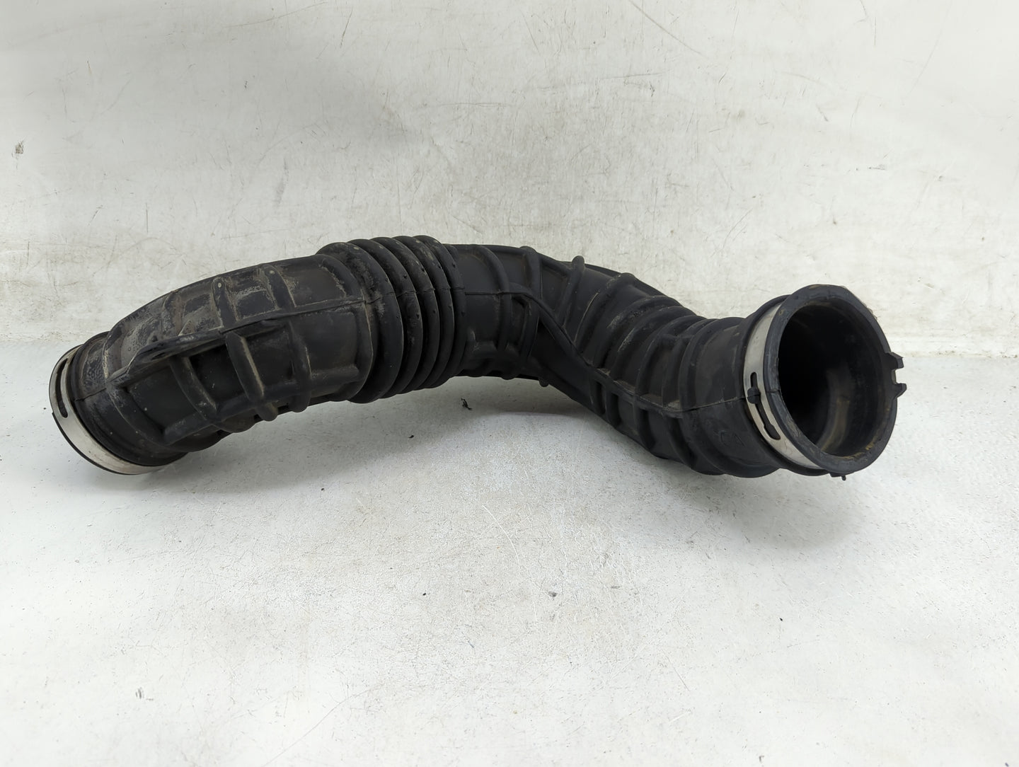 2010 Dodge Avenger Air Cleaner Intake Duct Hose Tube - Oemusedautoparts1.com