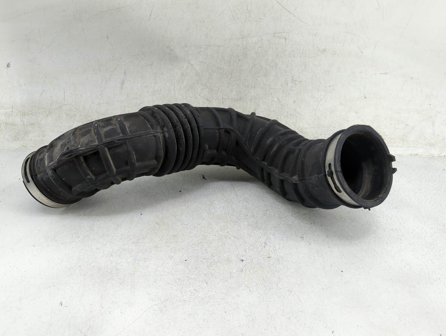 2010 Dodge Avenger Air Cleaner Intake Duct Hose Tube - Oemusedautoparts1.com