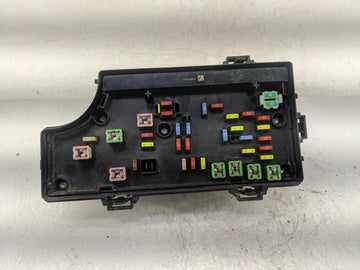 2010-2010 Dodge Avenger Chassis Control Module Ccm Bcm Body Control - Oemusedautoparts1.com