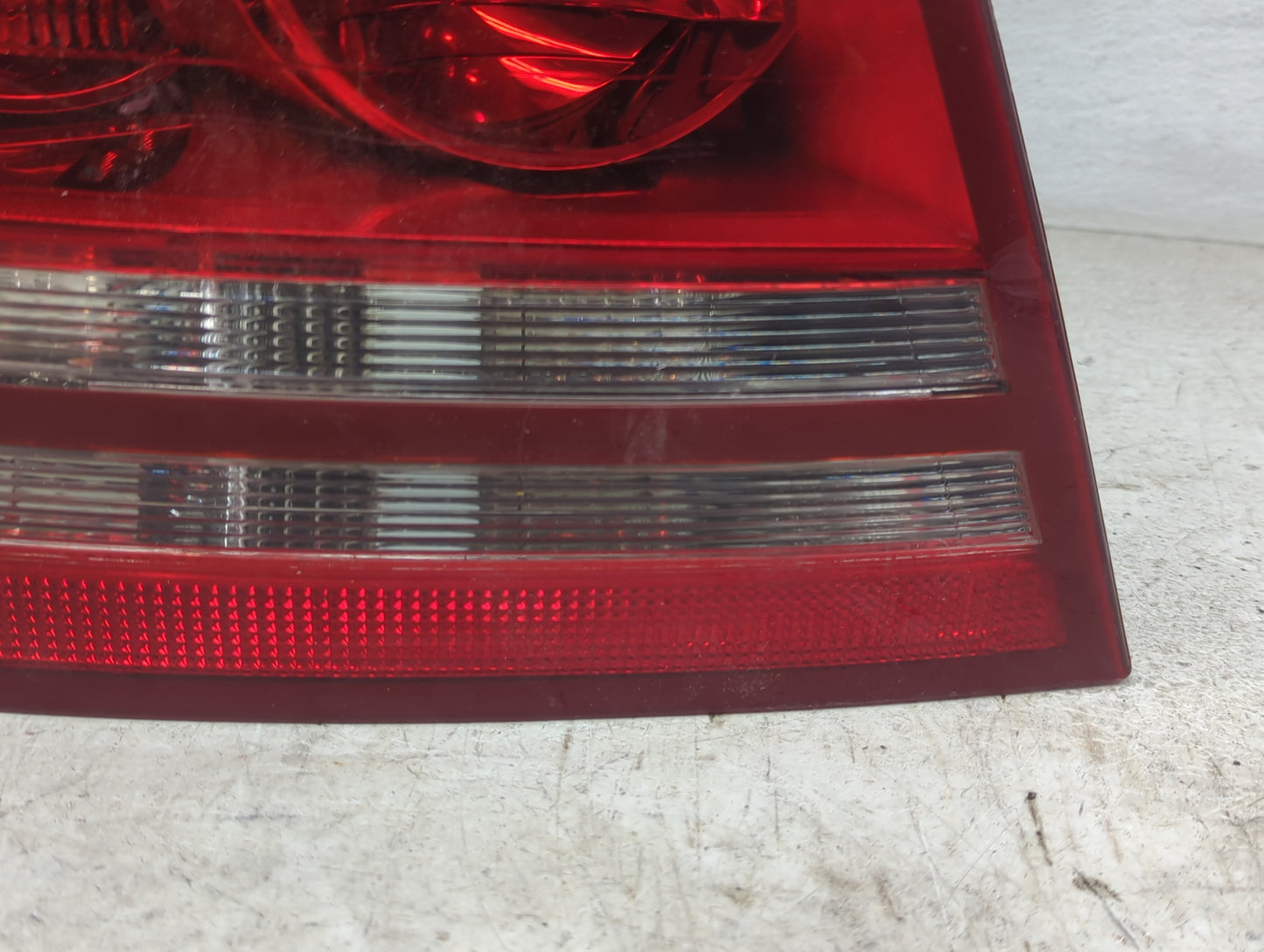 2008-2010 Dodge Avenger Tail Light Assembly Driver Left OEM P/N:CS260-B000L Fits Fits 2008 2009 2010 OEM Used Auto Parts - O