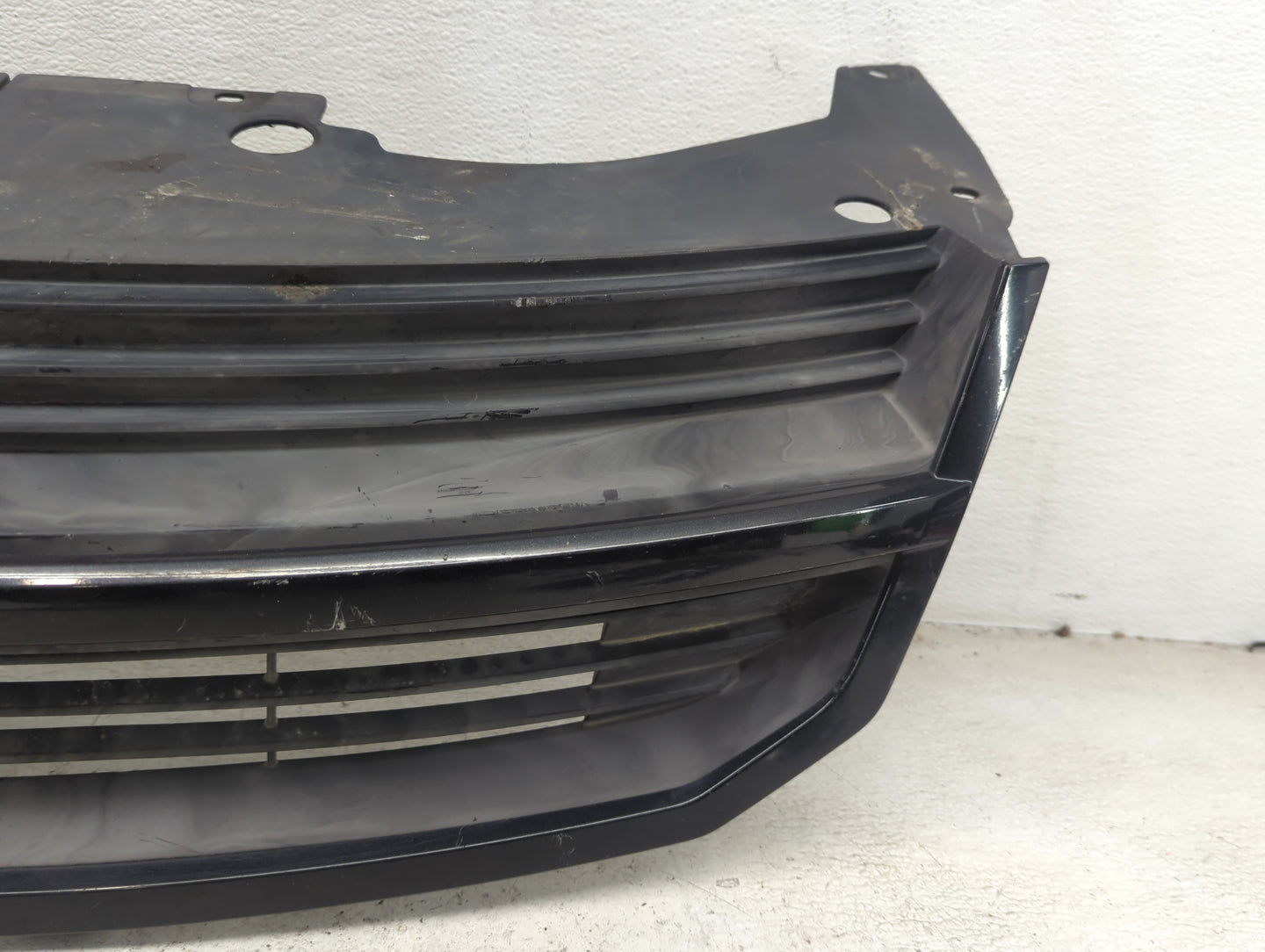 2008-2010 Dodge Avenger Front Grille Bumper Not Included - Oemusedautoparts1.com