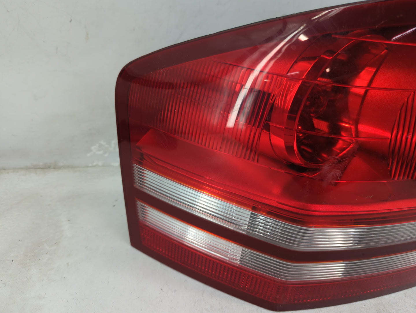 2008-2010 Dodge Avenger Tail Light Assembly Passenger Right OEM P/N:3757A Fits Fits 2008 2009 2010 OEM Used Auto Parts - Oem