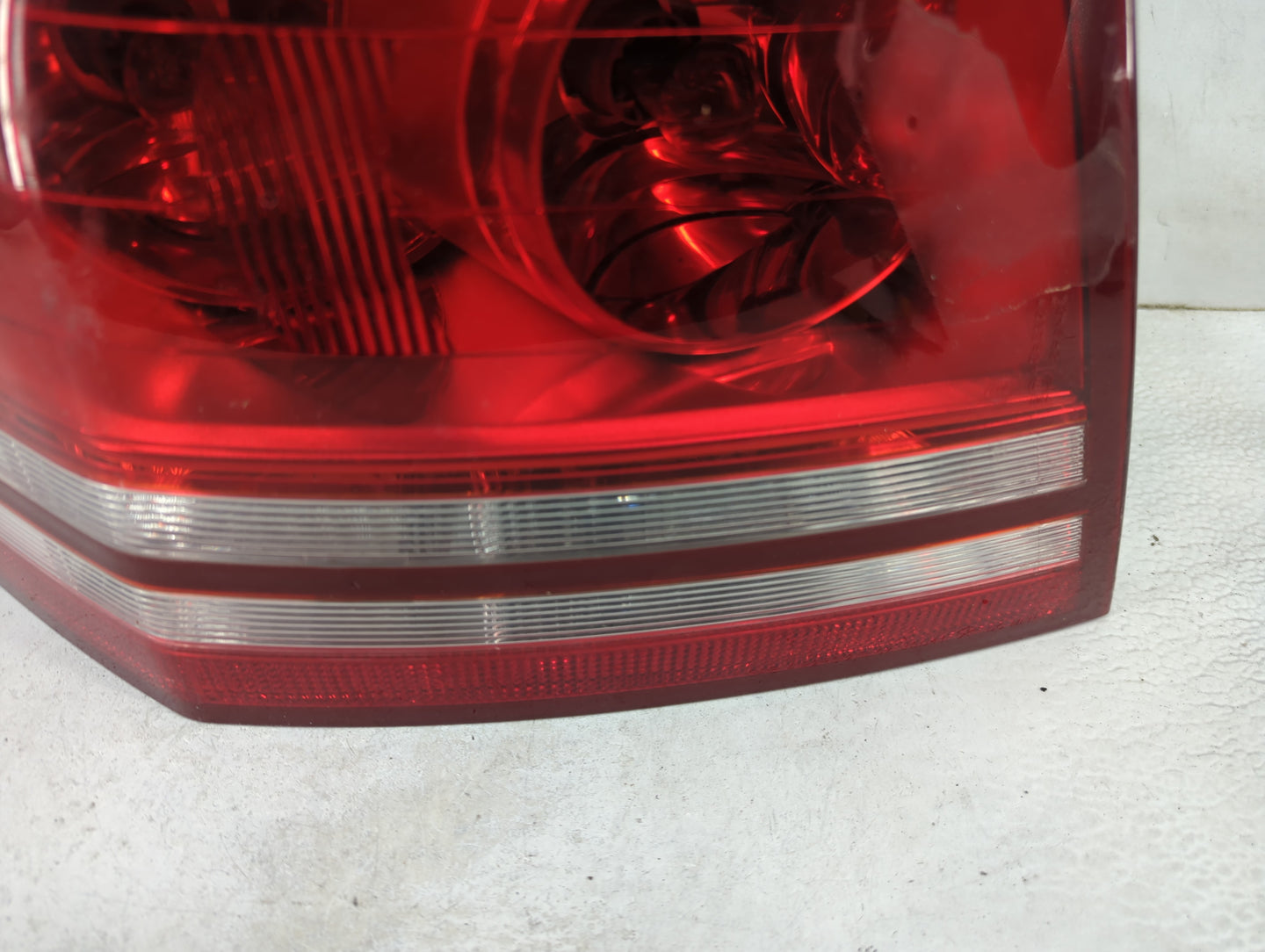 2008-2010 Dodge Avenger Tail Light Assembly Passenger Right OEM P/N:3757A Fits Fits 2008 2009 2010 OEM Used Auto Parts - Oem