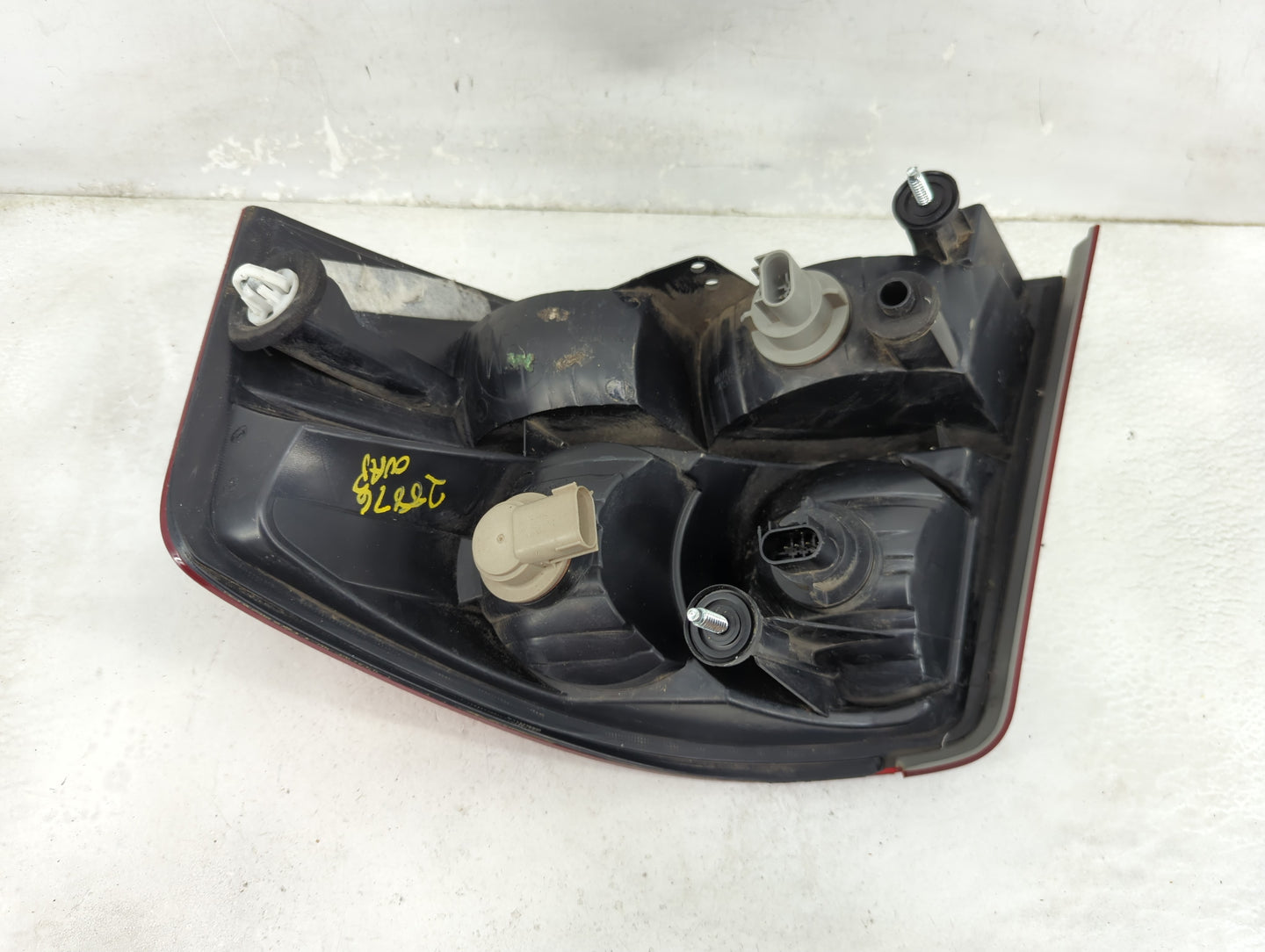 2008-2010 Dodge Avenger Tail Light Assembly Passenger Right OEM P/N:3757A Fits Fits 2008 2009 2010 OEM Used Auto Parts - Oem