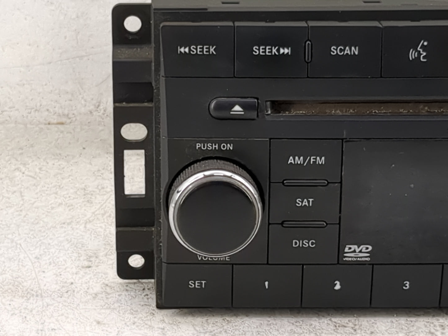 2010 Dodge Avenger Tuner Satellite Receiver 05064949ac - Oemusedautoparts1.com