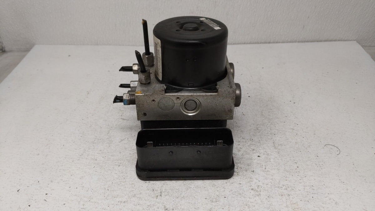 2010 Dodge Avenger Anti-Lock Brake ABS Pump Module Actuator OEM P/N:P68050120AA Fits OEM Used Auto Parts - Oemusedautoparts1