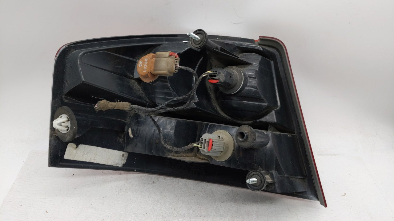 2008-2010 Dodge Avenger Tail Light Assembly Passenger Right OEM Fits Fits 2008 2009 2010 OEM Used Auto Parts - Oemusedautopa