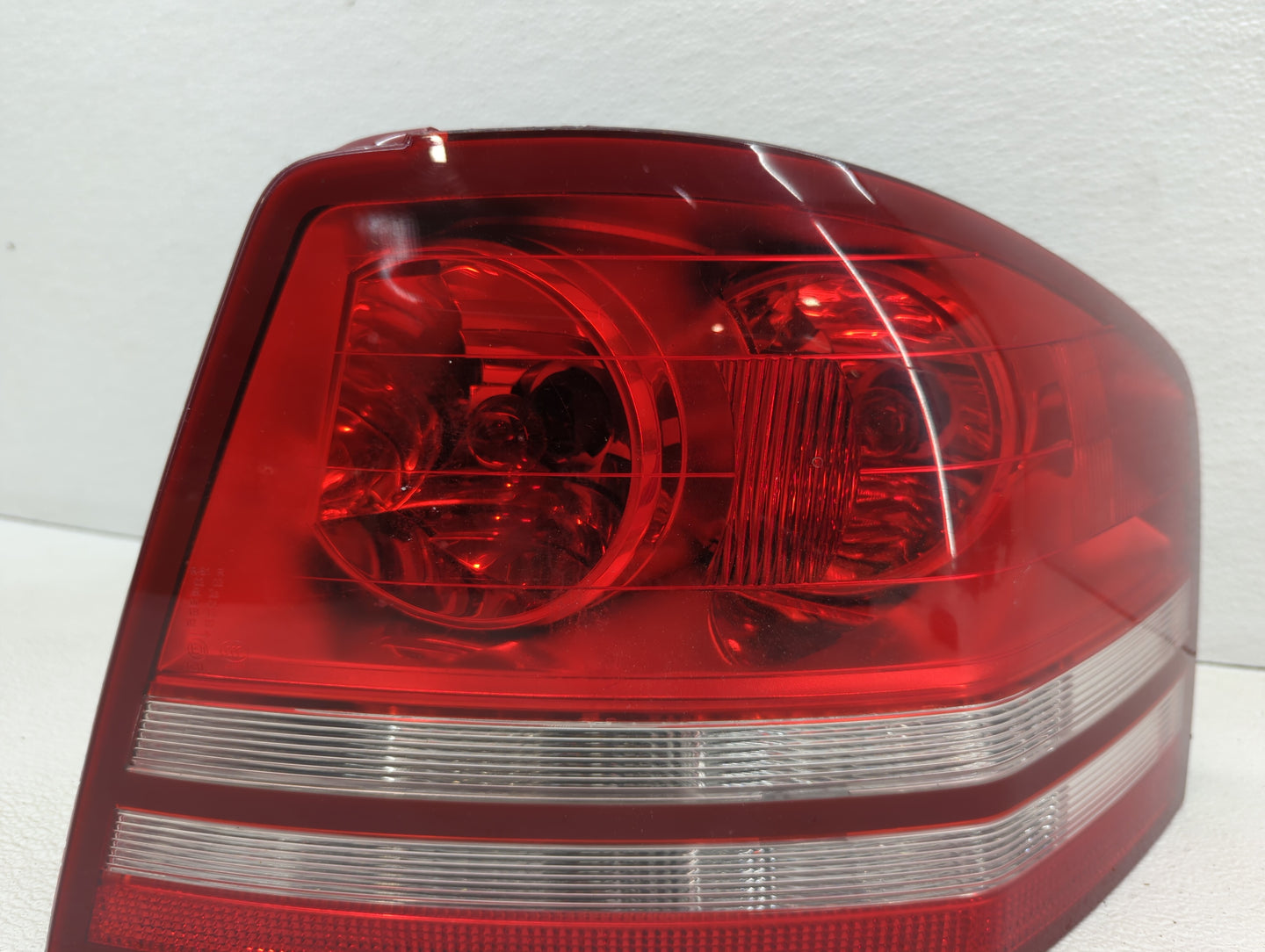 2008-2010 Dodge Avenger Tail Light Assembly Passenger Right OEM P/N:05303990AE 05303990AG Fits Fits 2008 2009 2010 OEM Used 