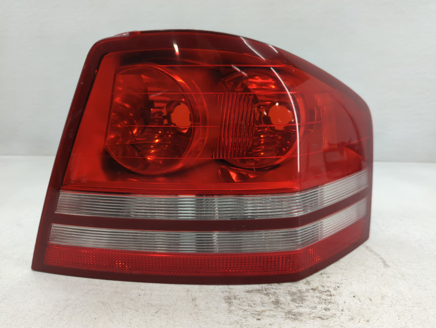 2008-2010 Dodge Avenger Tail Light Assembly Passenger Right OEM P/N:PY27 SA-3757A Fits Fits 2008 2009 2010 OEM Used Auto Par