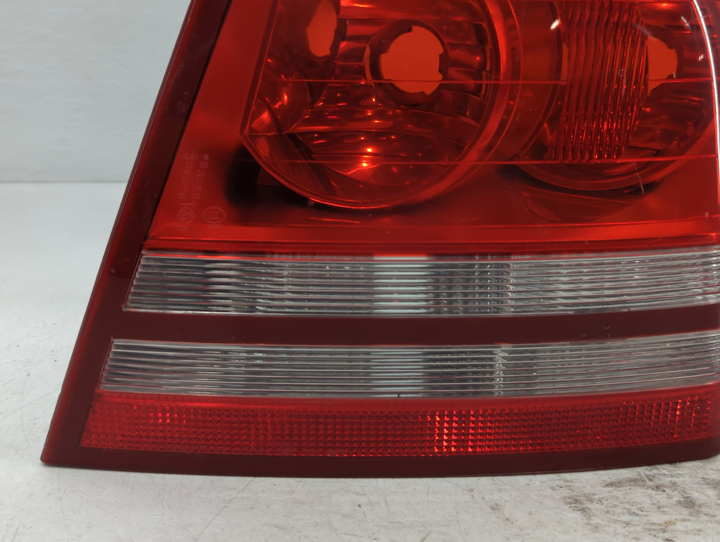 2008-2010 Dodge Avenger Tail Light Assembly Passenger Right OEM P/N:PY27 SA-3757A Fits Fits 2008 2009 2010 OEM Used Auto Par
