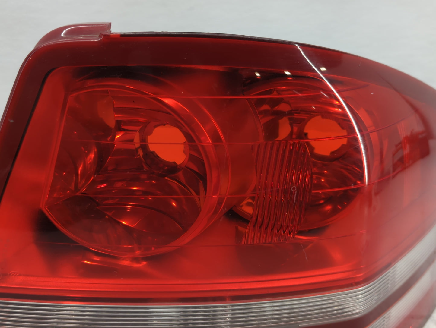 2008-2010 Dodge Avenger Tail Light Assembly Passenger Right OEM P/N:PY27 SA-3757A Fits Fits 2008 2009 2010 OEM Used Auto Par