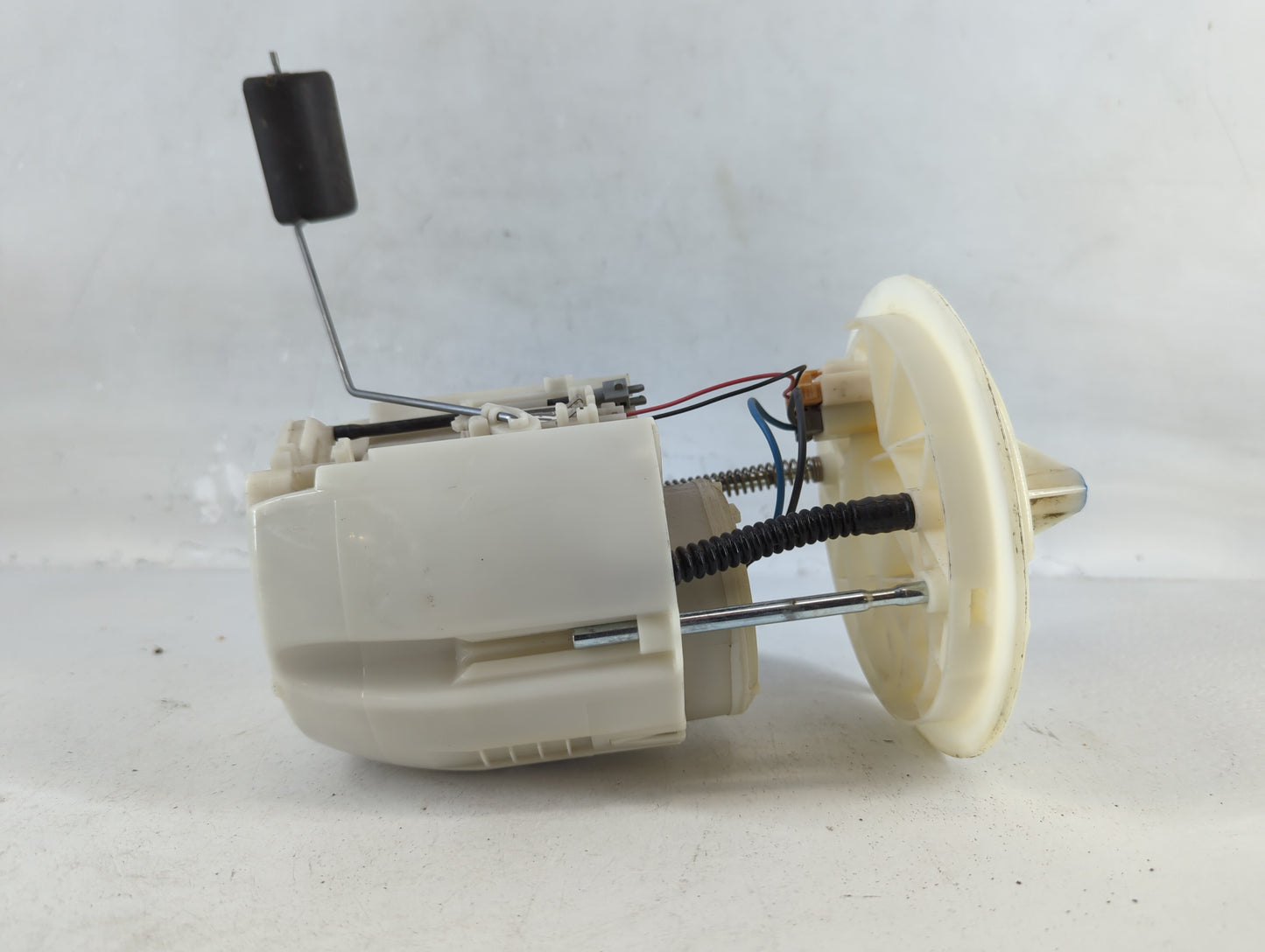 2008-2014 Dodge Avenger Electrical Gas Fuel Pump Assembly - Oemusedautoparts1.com