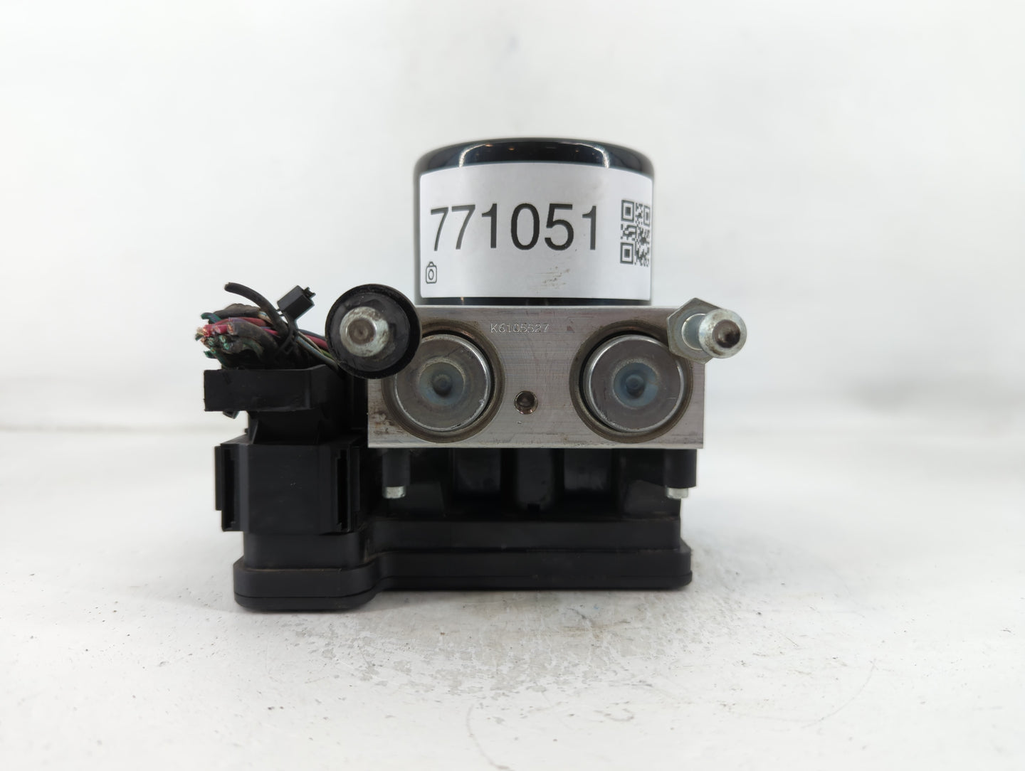 2010 Dodge Avenger ABS Pump Control Module Replacement P/N:P68050120AA Fits OEM Used Auto Parts - Oemusedautoparts1.com