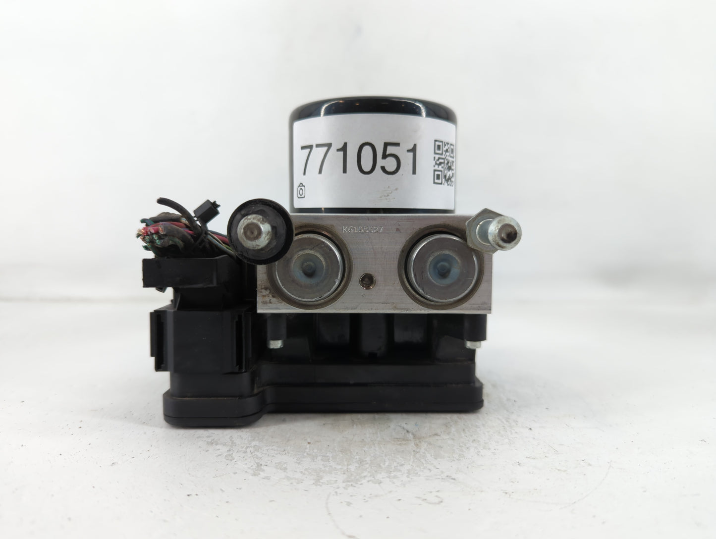 2010 Dodge Avenger ABS Pump Control Module Replacement P/N:P68050120AA Fits OEM Used Auto Parts - Oemusedautoparts1.com