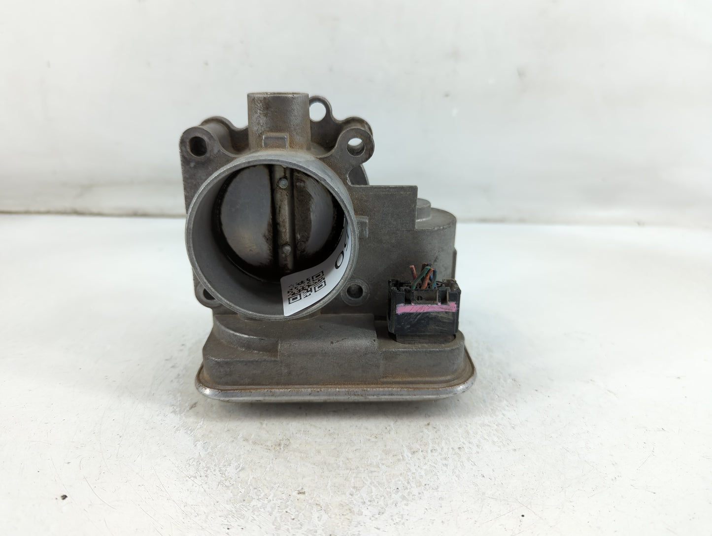 2008-2010 Dodge Avenger Throttle Body P/N:5429090 Fits Fits 2007 2008 2009 2010 OEM Used Auto Parts - Oemusedautoparts1.com