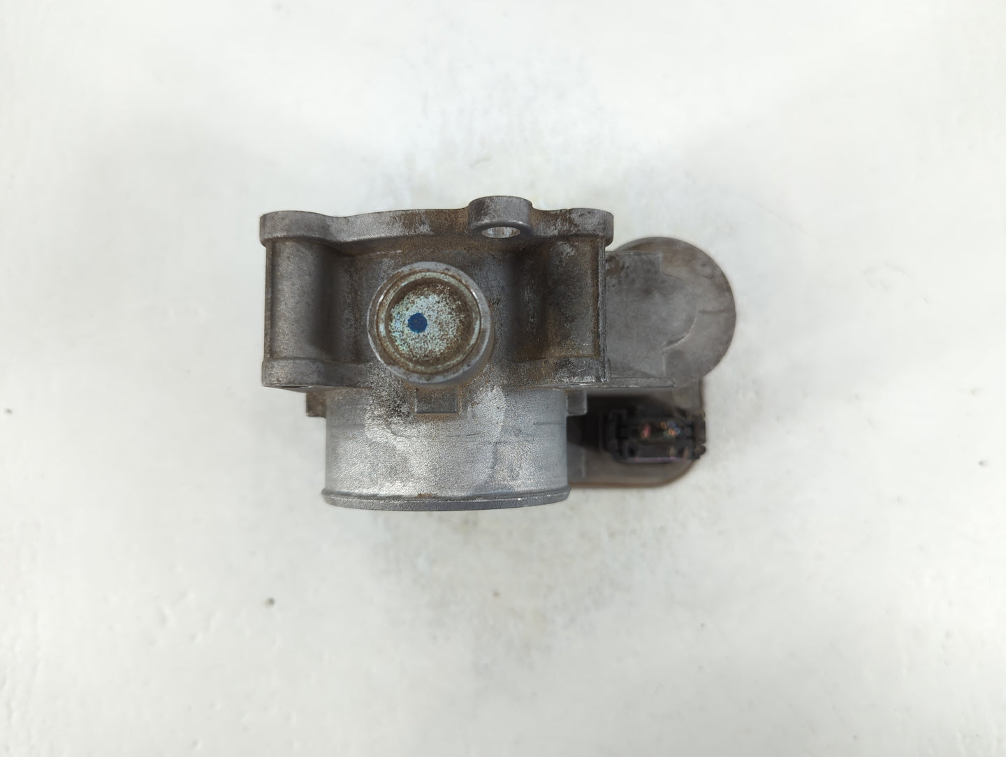 2008-2010 Dodge Avenger Throttle Body P/N:5429090 Fits Fits 2007 2008 2009 2010 OEM Used Auto Parts - Oemusedautoparts1.com