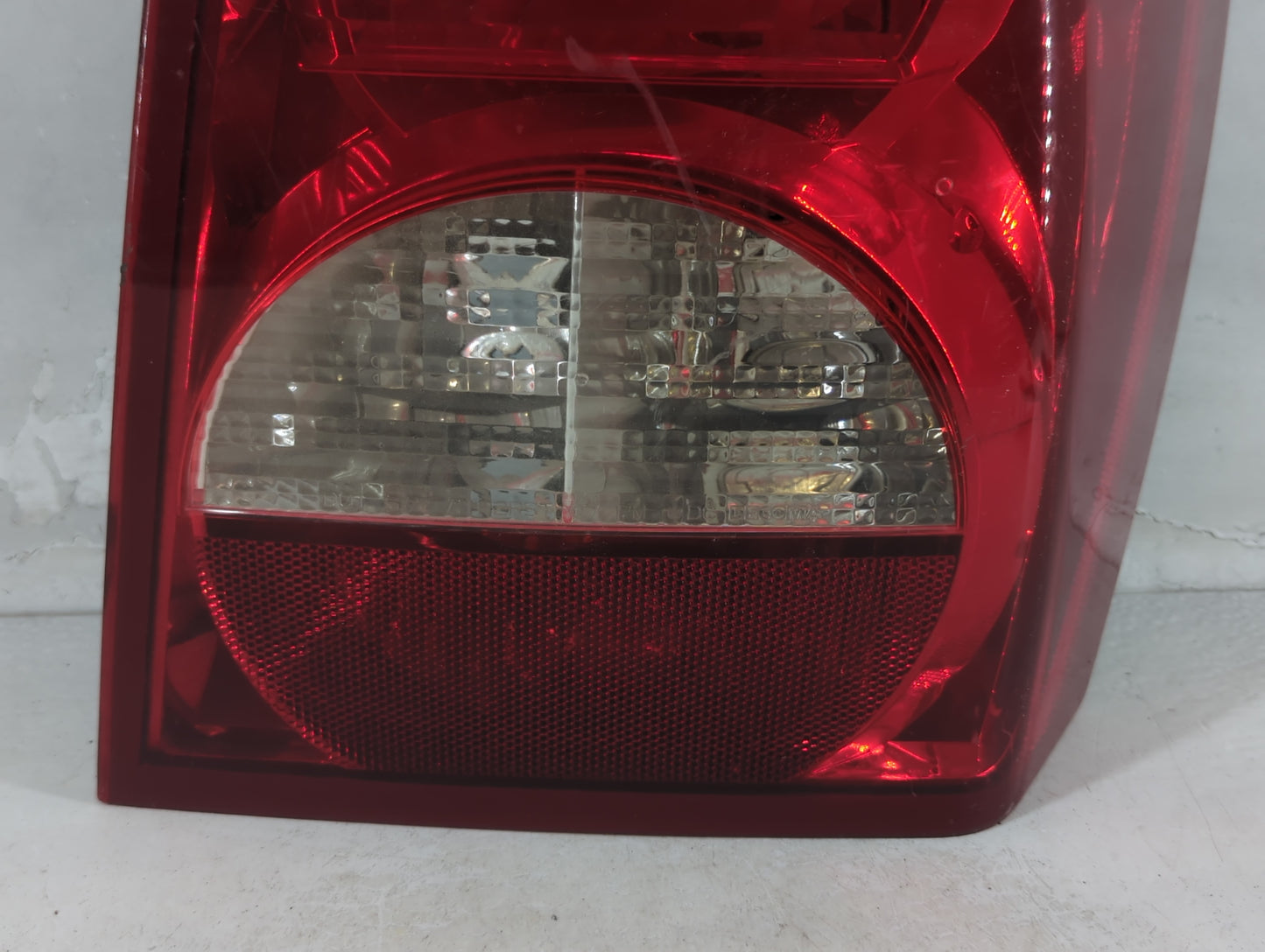2008-2012 Dodge Caliber Tail Light Assembly Driver Left OEM P/N:320264 Fits Fits 2008 2009 2010 2011 2012 OEM Used Auto Part