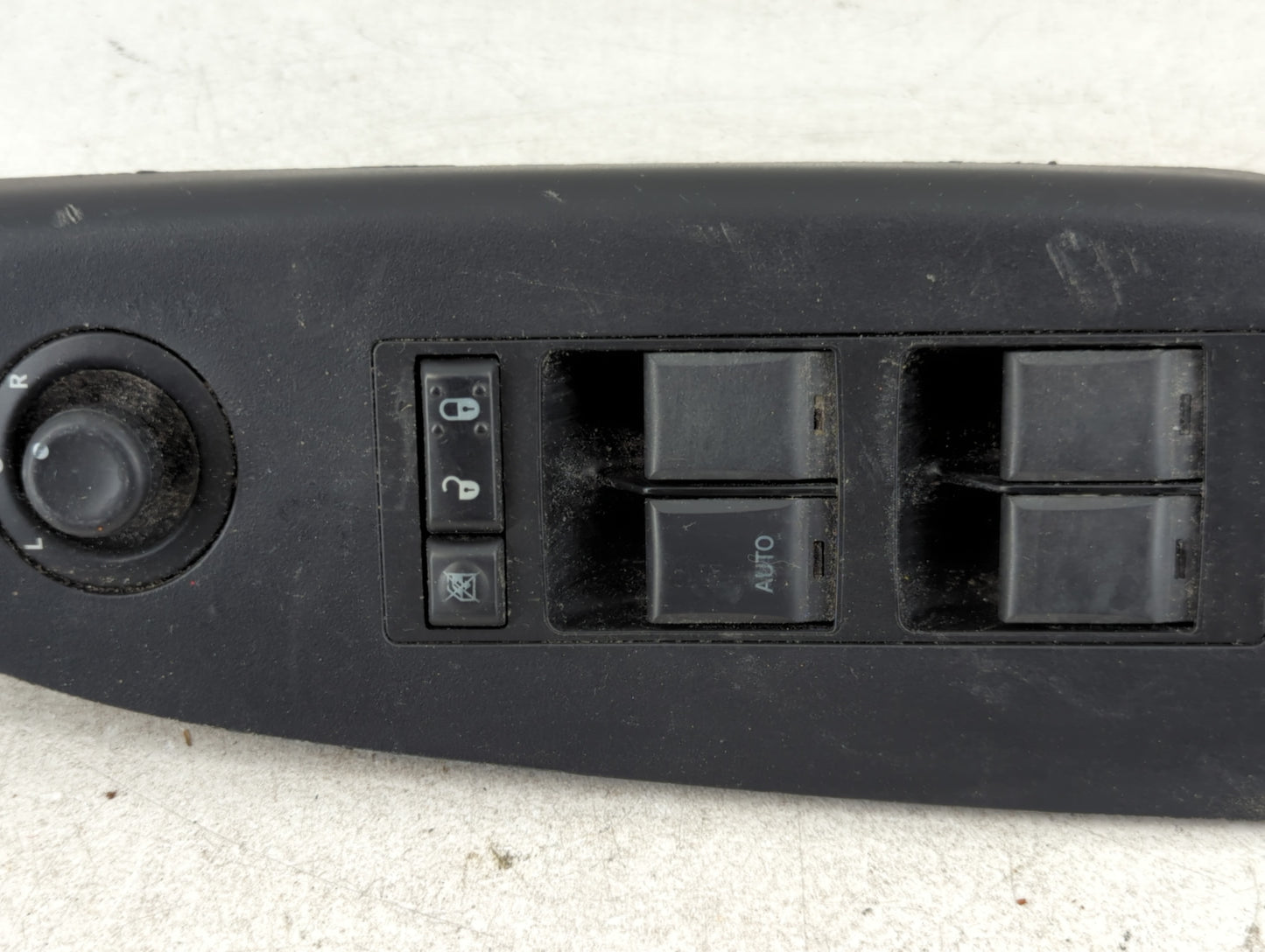 2007-2010 Dodge Caliber Master Power Window Switch Replacement Driver Side Left P/N:56043051AD Fits Fits 2007 2008 2009 2010