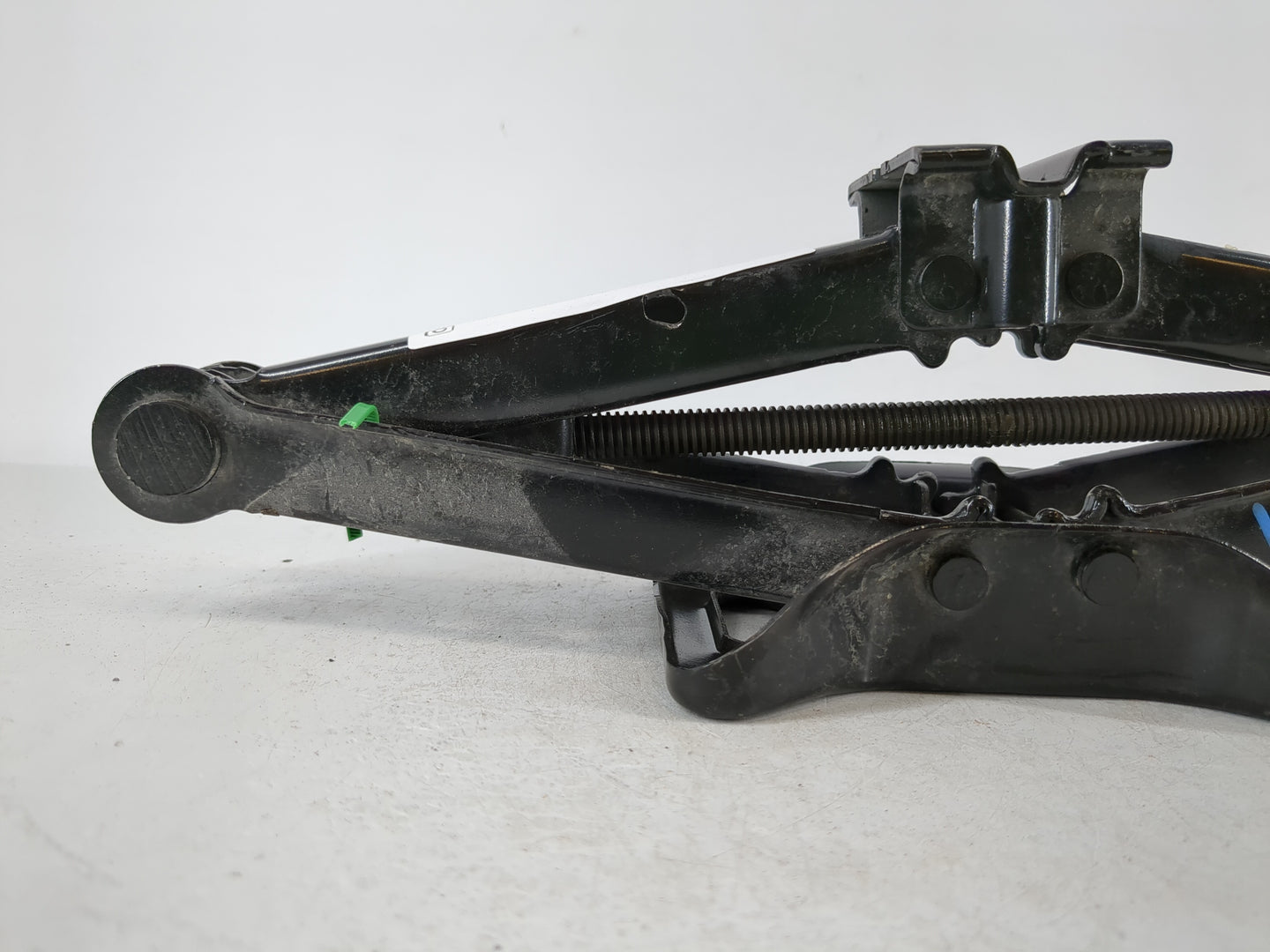 2010 Dodge Caliber Spare Scissor Car Jack - Oemusedautoparts1.com