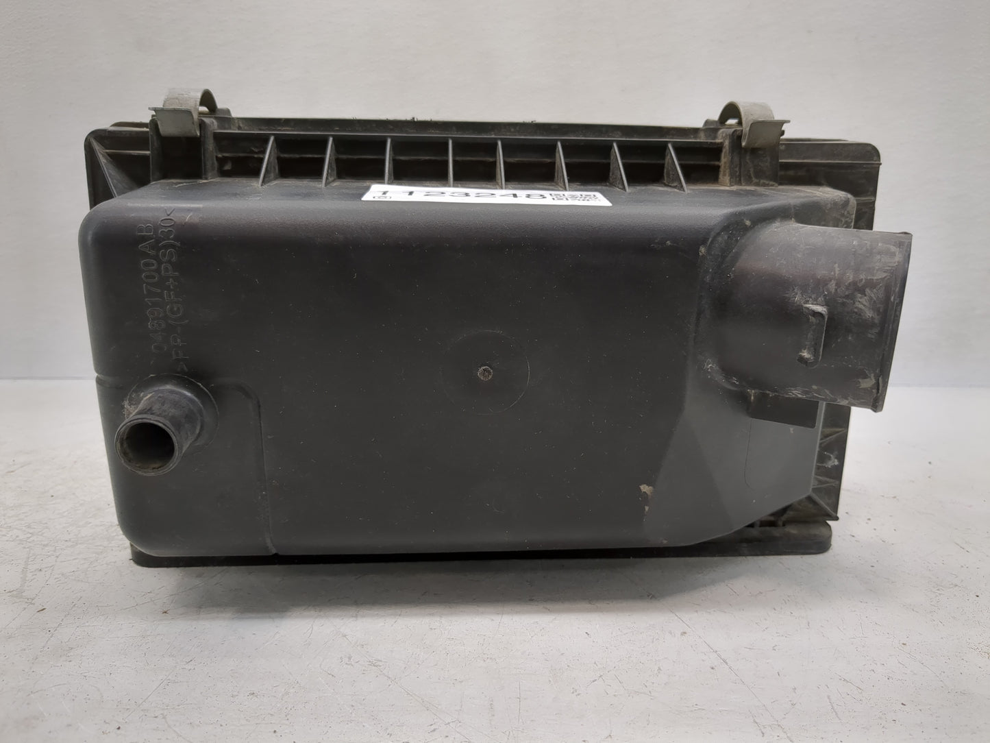 2007-2010 Dodge Caliber Air Cleaner Intake-duct Hose Tube - Oemusedautoparts1.com
