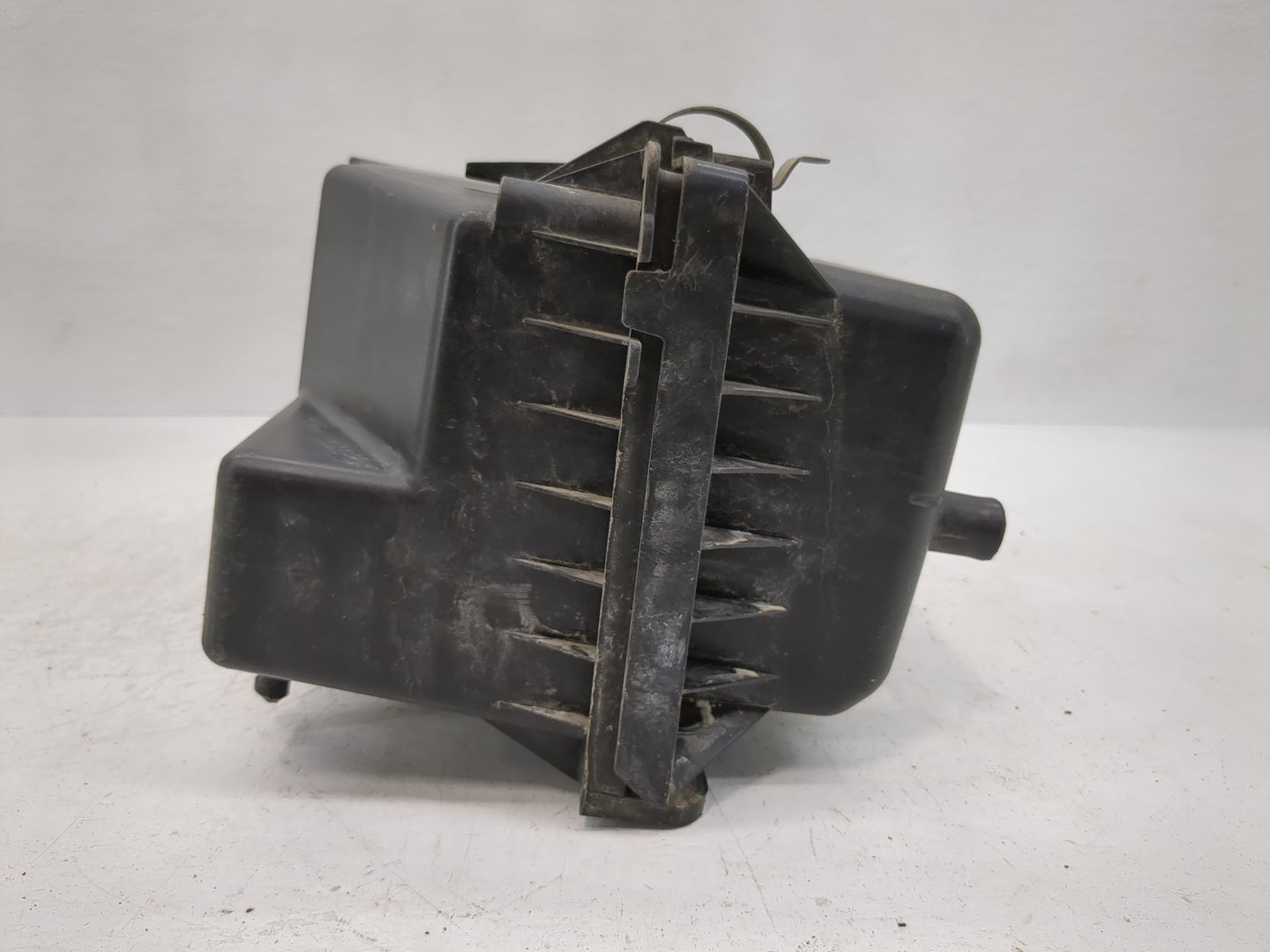 2007-2010 Dodge Caliber Air Cleaner Intake-duct Hose Tube - Oemusedautoparts1.com