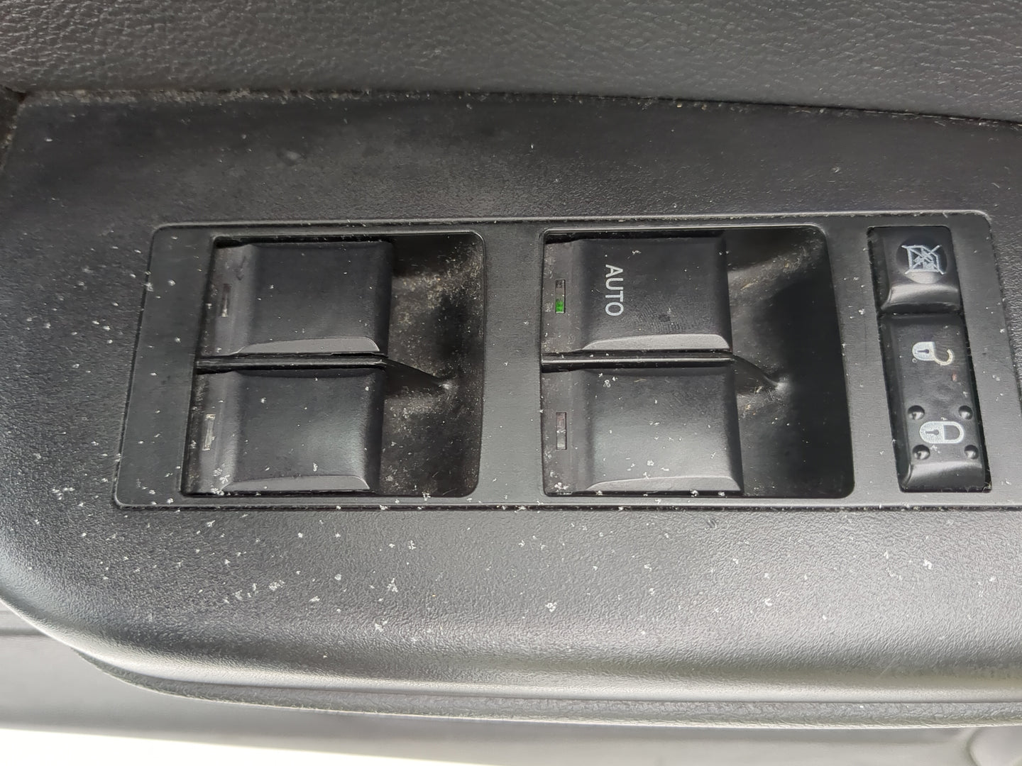 2007-2010 Dodge Caliber Master Power Window Switch Replacement Driver Side Left Fits Fits 2007 2008 2009 2010 OEM Used Auto 