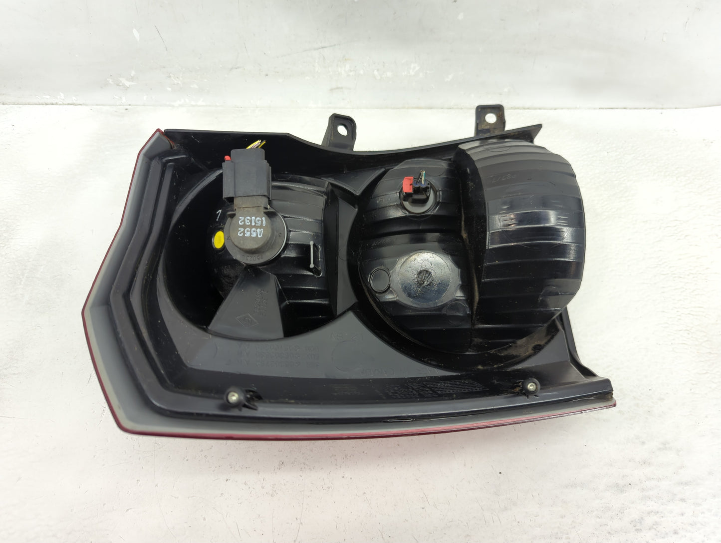 2008-2012 Dodge Caliber Tail Light Assembly Passenger Right OEM P/N:05160360AA Fits Fits 2008 2009 2010 2011 2012 OEM Used A