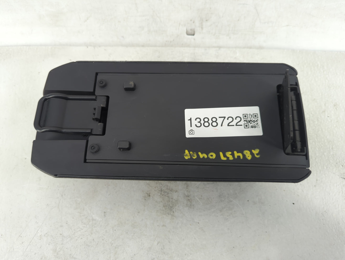 2010 Dodge Caliber Center Console Armrest Cover Lid Fits OEM Used Auto Parts - Oemusedautoparts1.com