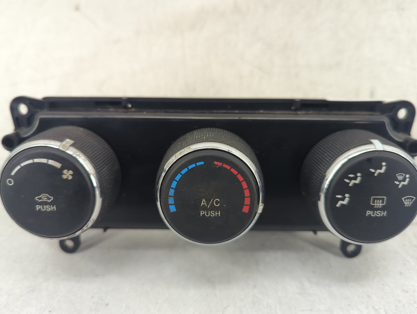 2010 Dodge Caliber Climate Control Module Temperature AC/Heater Replacement P/N:P55111132AD Fits OEM Used Auto Parts - Oemus