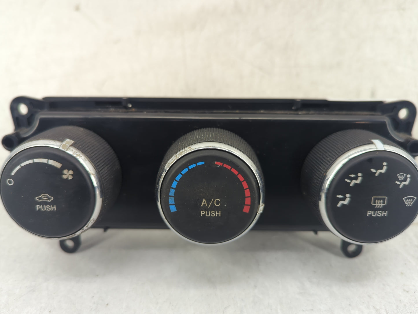 2010 Dodge Caliber Climate Control Module Temperature AC/Heater Replacement P/N:P55111132AD Fits OEM Used Auto Parts - Oemus